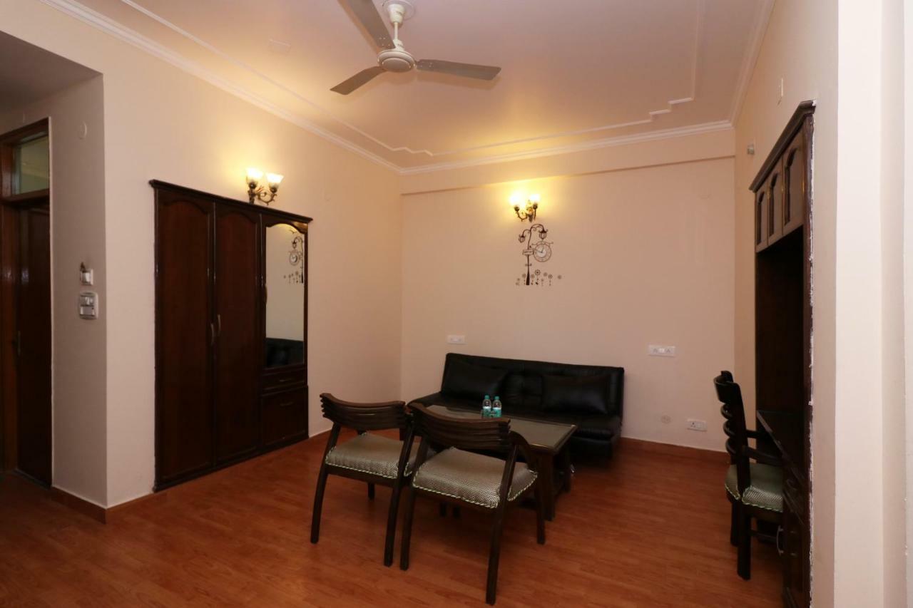 Hotel Oyo 19024 Majestic Oak Bush Mussoorie Exteriér fotografie